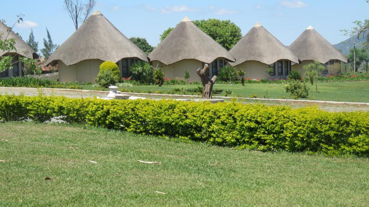 Dwaleni Farm Lodge Matsapha Buitenkant foto