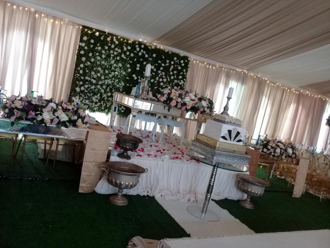 Dwaleni Farm Lodge Matsapha Buitenkant foto